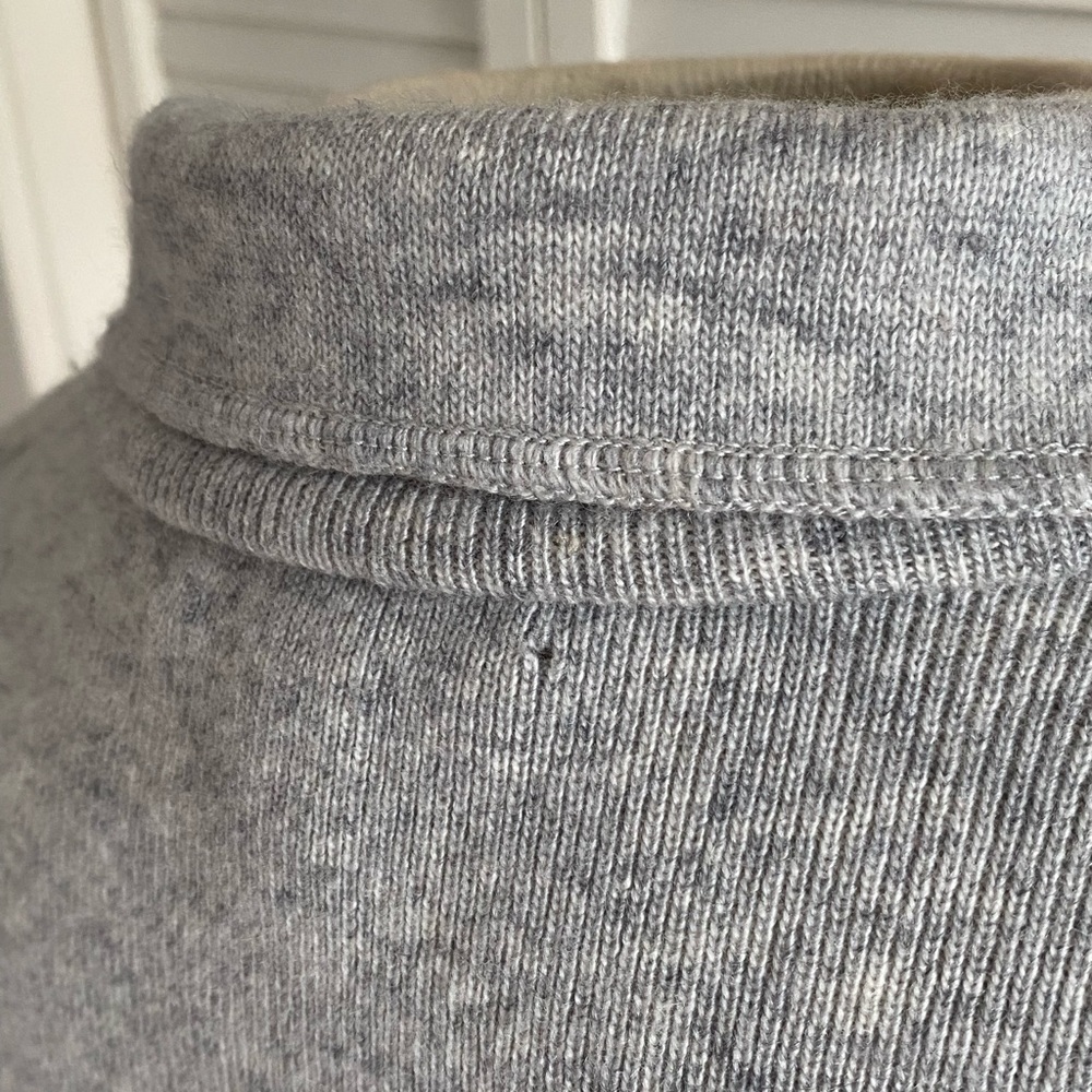 J Crew | Light Grey Cropped Sweater Blazer - Picture 5 of 5